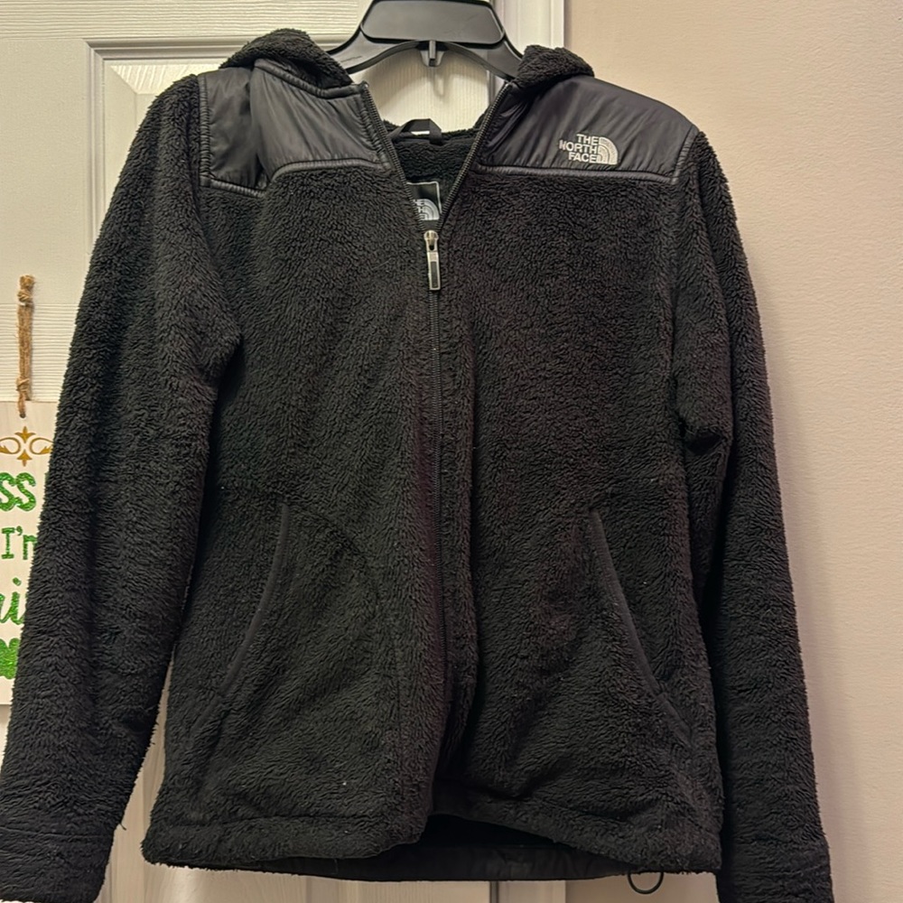 North face jacket. Size Medium. Black. Hooded. Front full zipper